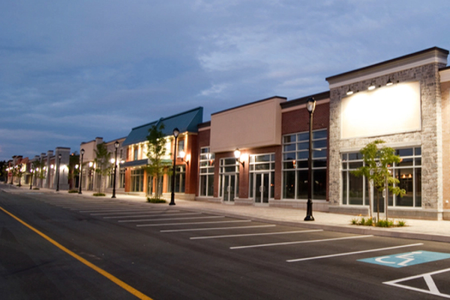 commercial stores front with post lamps